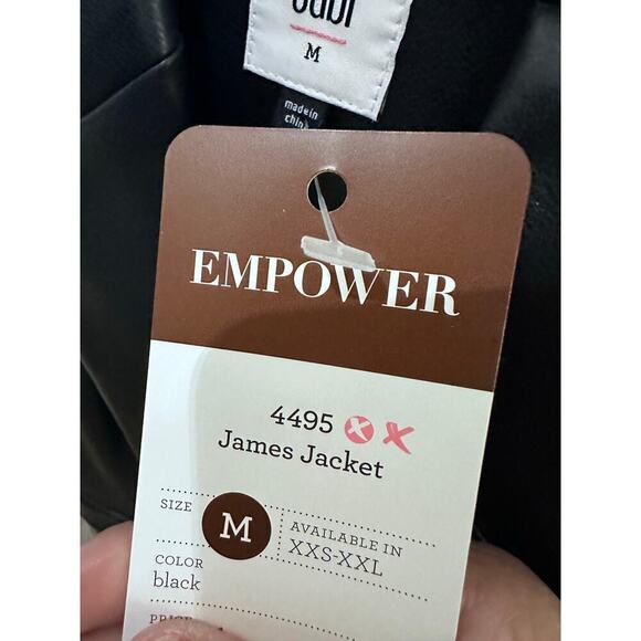 CAbi #4495 Women's Black James Faux Leather Blazer Jacket Size Medium - Picture 7 of 8